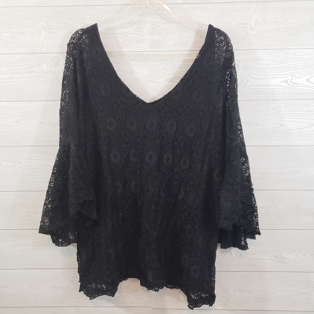 Paper + Tee Plus Size Black Lace Blouse